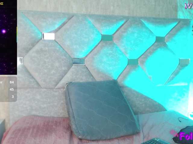 Danielaa-a's BongaCams show and profile