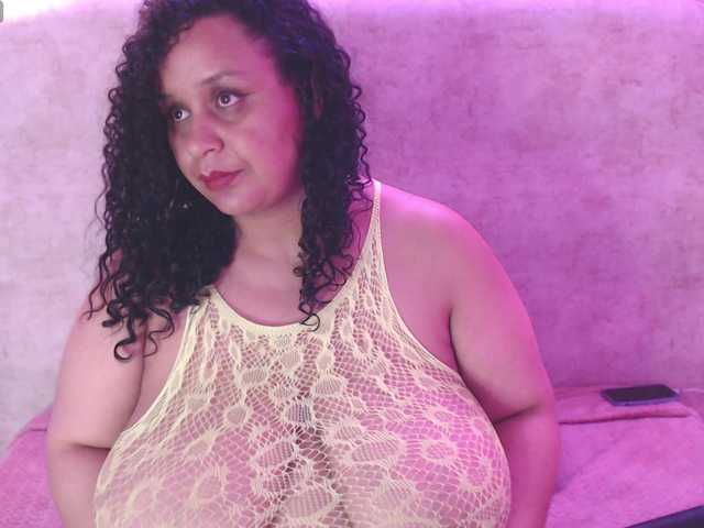 Danielaa-a's BongaCams show and profile