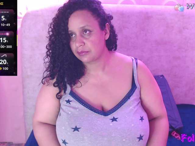Danielaa-a's BongaCams show and profile