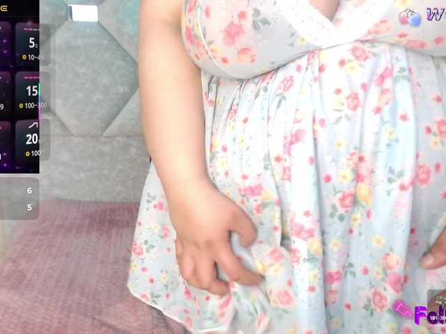 Danielaa-a's BongaCams show and profile