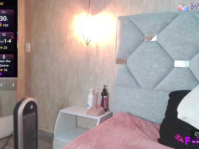 Danielaa-a's BongaCams show and profile