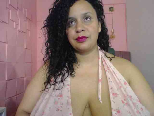 Danielaa-a webcam