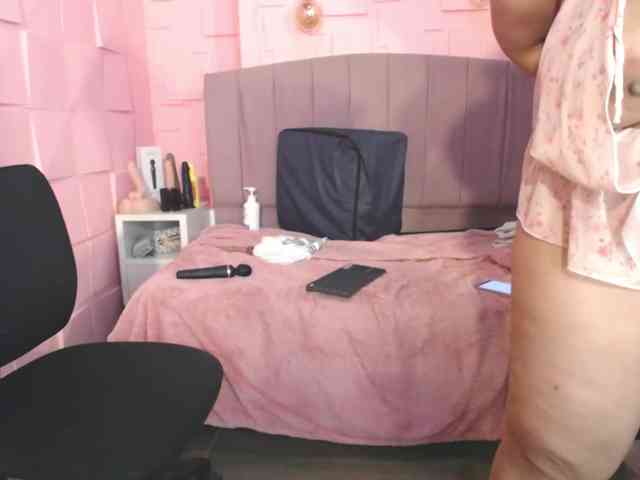 Danielaa-a webcam