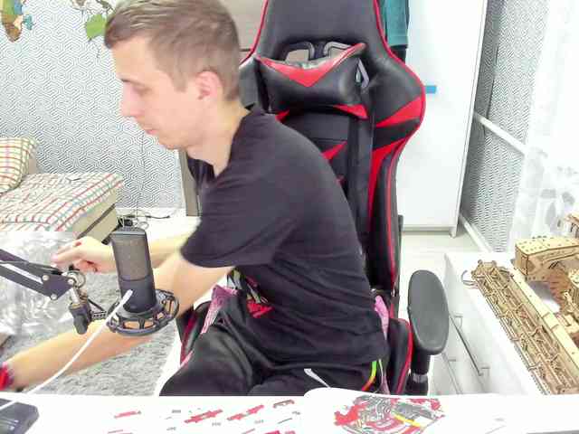 alex13hot1 alex13hot1