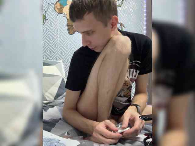 alex13hot1 alex13hot1