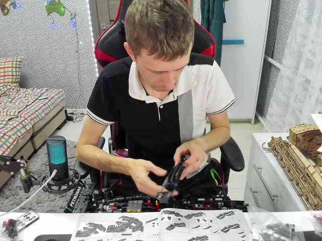 alex13hot1 alex13hot1