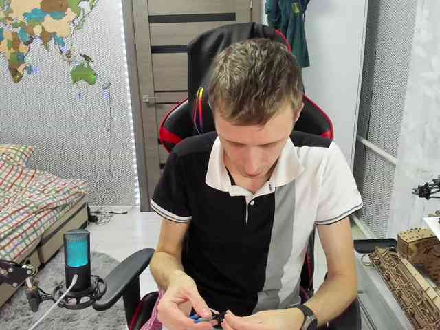 alex13hot1 alex13hot1