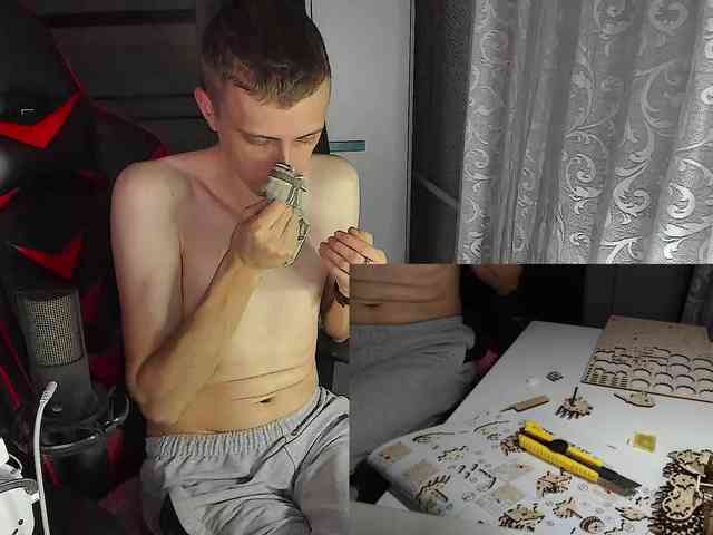 Alex21cmBolt
