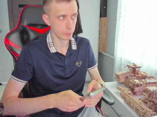alex13hot1