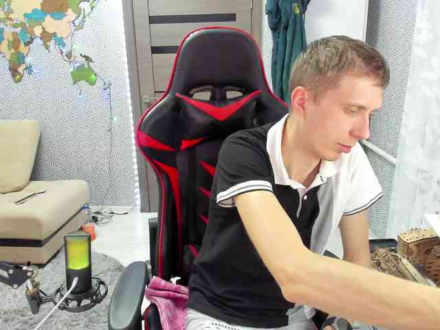 alex13hot1 alex13hot1