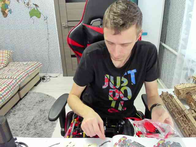 alex13hot1 alex13hot1