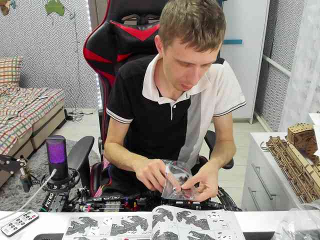 alex13hot1 alex13hot1