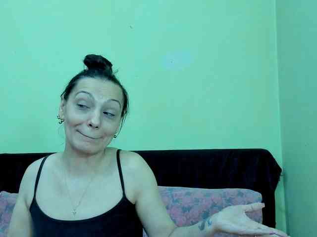 BettyVespoli webcam
