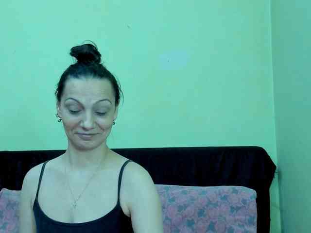 BettyVespoli webcam