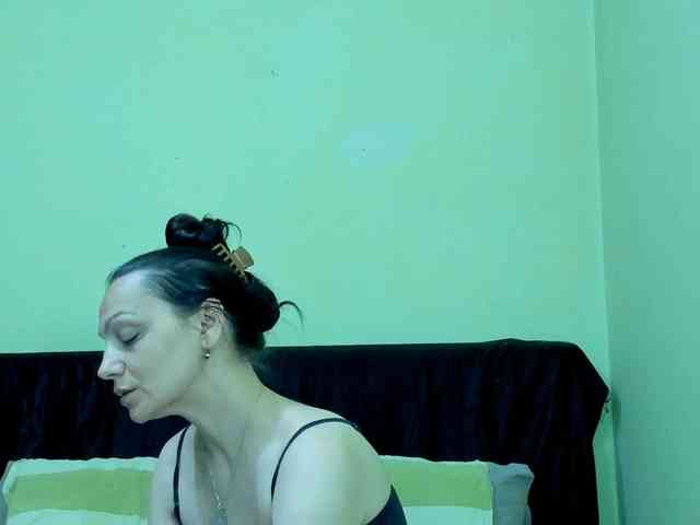 BettyVespoli webcam