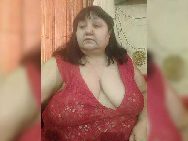 Nezsbudka's BongaCams show and profile