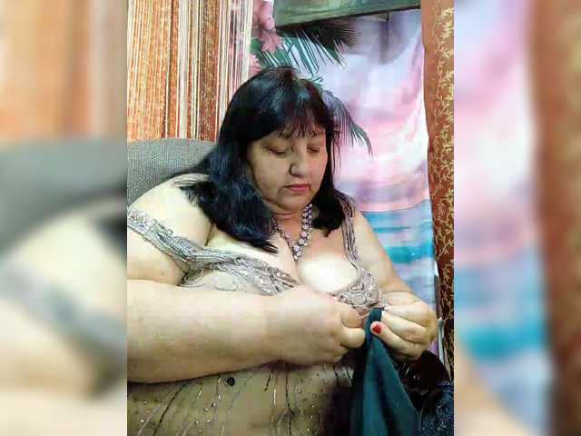 Nezsbudka's BongaCams show and profile