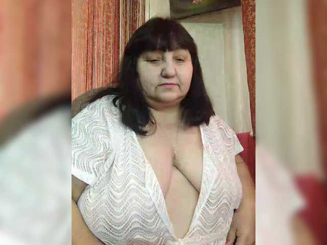 Nezsbudka's BongaCams show and profile