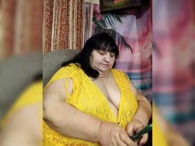 Nezsbudka's BongaCams show and profile