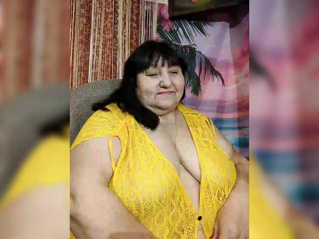 Nezsbudka's BongaCams show and profile