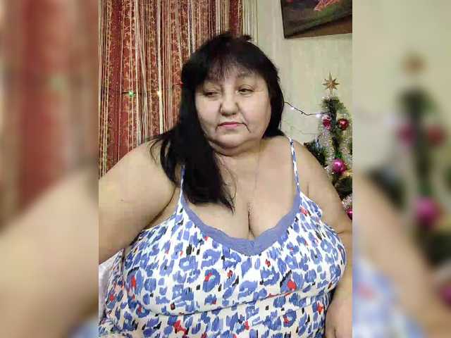 Nezsbudka's BongaCams show and profile