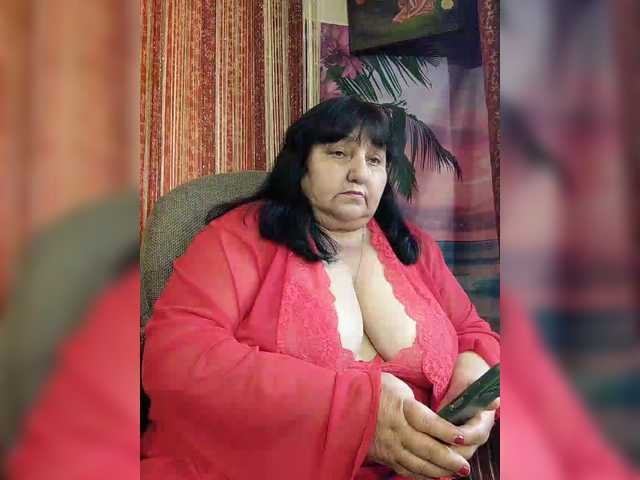 Nezsbudka's BongaCams show and profile