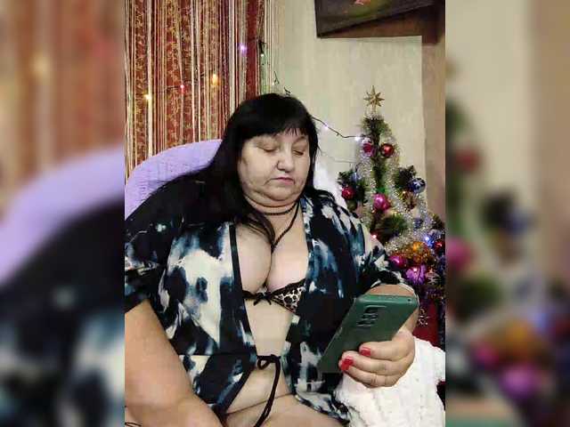 Nezsbudka's BongaCams show and profile