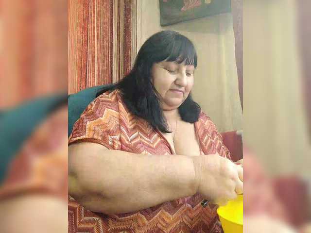 Nezsbudka's BongaCams show and profile