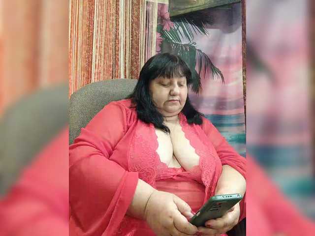 Nezsbudka's BongaCams show and profile