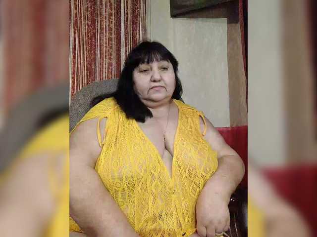 Nezsbudka's BongaCams show and profile