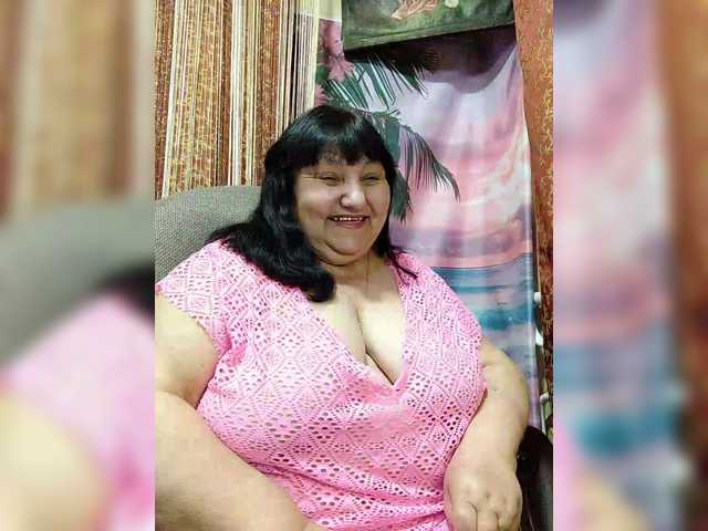 Nezsbudka's BongaCams show and profile