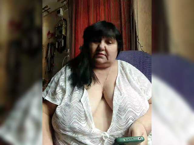 Nezsbudka's BongaCams show and profile