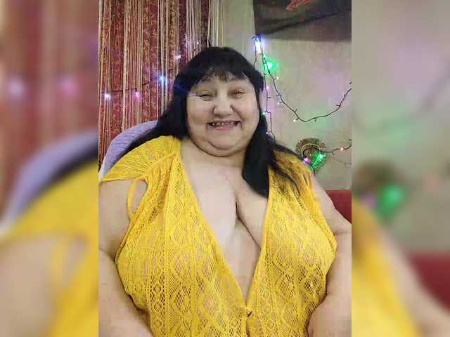 Nezsbudka's BongaCams show and profile