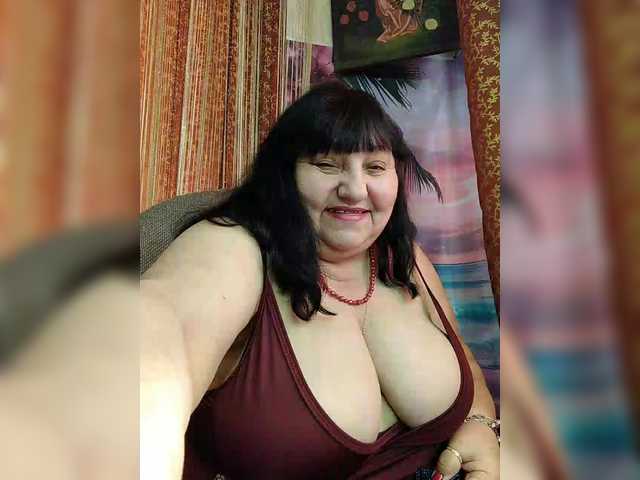 Nezsbudka's BongaCams show and profile