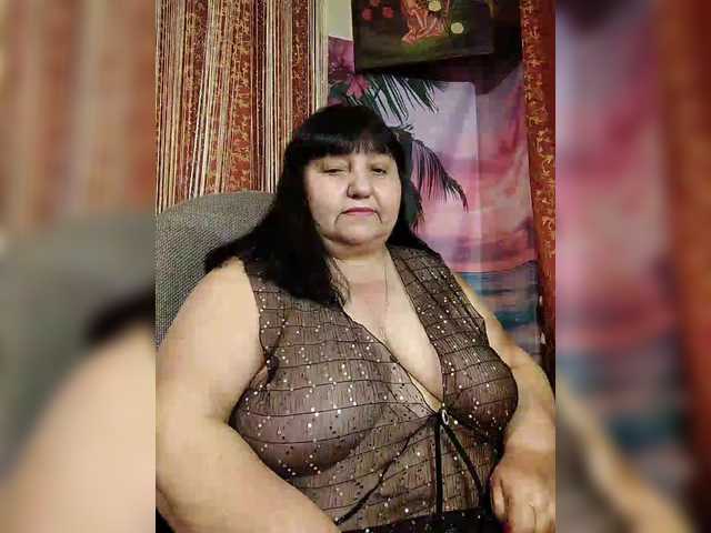 Nezsbudka's BongaCams show and profile