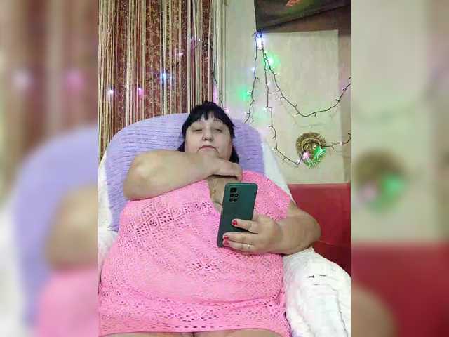 Nezsbudka's BongaCams show and profile