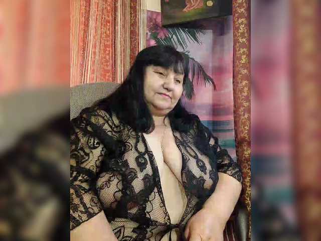 Nezsbudka's BongaCams show and profile