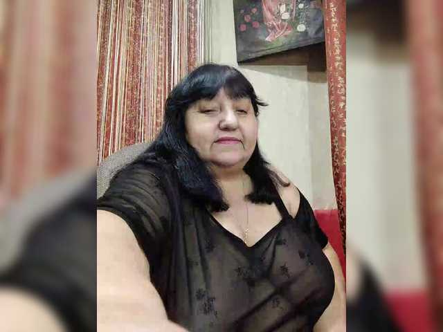 Nezsbudka's BongaCams show and profile