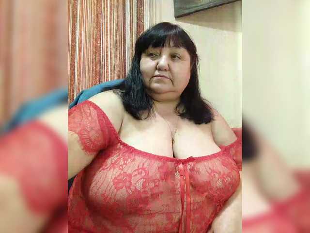 Nezsbudka's BongaCams show and profile