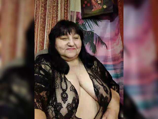 Nezsbudka's BongaCams show and profile