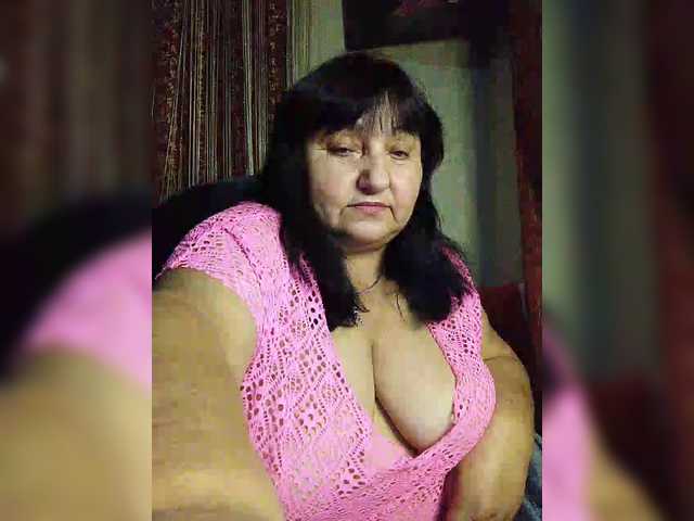 Nezsbudka from BongaCams