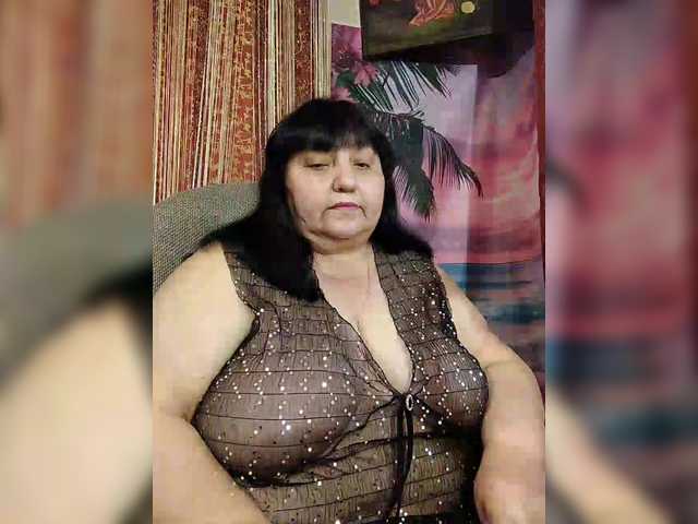 Nezsbudka's BongaCams show and profile