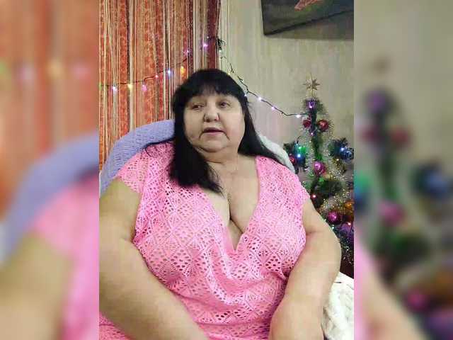 Nezsbudka's BongaCams show and profile