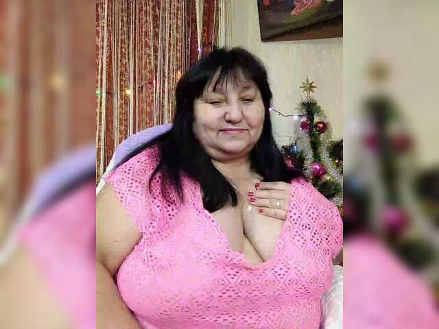 Nezsbudka's BongaCams show and profile