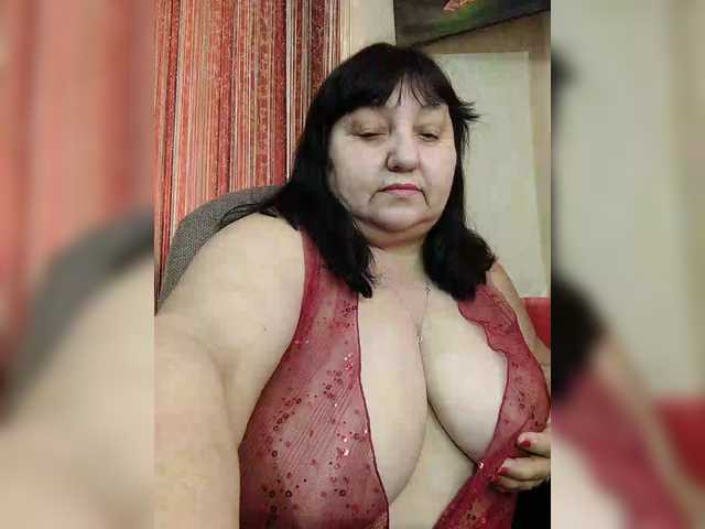 Nezsbudka's BongaCams show and profile