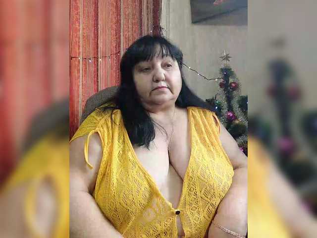 Nezsbudka's BongaCams show and profile