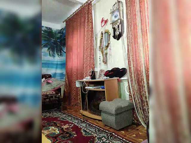 Nezsbudka's BongaCams show and profile