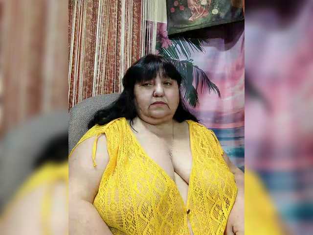 Nezsbudka's BongaCams show and profile