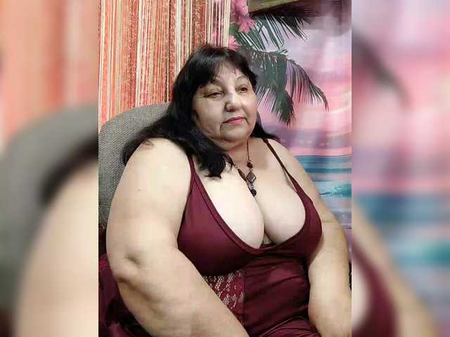 Nezsbudka's BongaCams show and profile