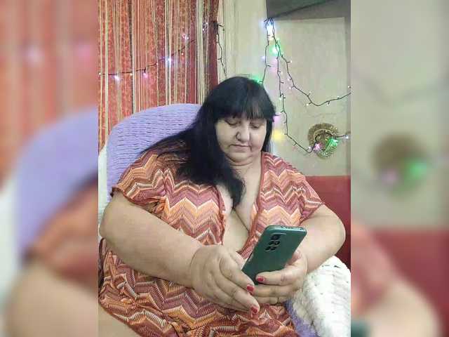 Nezsbudka's BongaCams show and profile